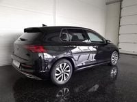 Gebraucht VW Golf VIII Active 150 PS (110 kW) 2022 Schwarz Limousine