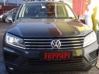 Gebraucht VW Touareg 204 PS (150 kW) 2016 Grau SUV
