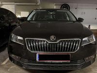 Gebraucht Skoda Superb Style 190 PS (139 kW) 2018 Schwarz Kombi