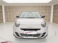 Neu Fiat 600 La Prima 136 PS (100 kW) 2025 Schwarz Limousine