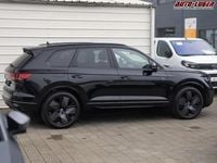 Gebraucht VW Touareg R-line 2024 Grenadillschwarz metallic SUV