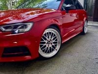 Gebraucht Audi A3 Design 184 PS (135 kW) 2016 Rot Limousine
