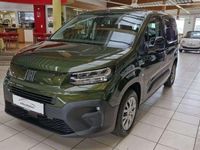 Neu Fiat Doblò S 131 PS (96 kW) 2025 Grün Van / Kleinbus