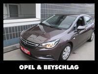 Gebraucht Opel Astra Edition 125 PS (91 kW) 2017 Braun Kombi