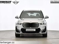 gebraucht BMW iX1 xDrive30 M Sportpaket // Anhängerkupplung Head-
