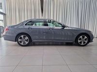 gebraucht Mercedes E200 4MATIC Limousine