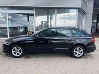 Gebraucht Audi A4 Basis 163 PS (119 kW) 2023 Schwarz Kombi