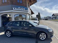 gebraucht Audi A3 Sportback 1,6 TDI S-tronic intense