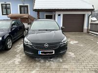 Gebraucht Opel Astra 101 PS (74 kW) 2017 Schwarz Kombi
