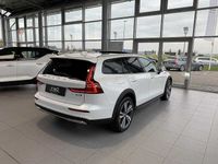 gebraucht Volvo V60 CC Ultimate B4