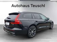gebraucht Volvo V60 Plus T6 AWD Plug-in Hybrid Elektrisch/Benzin Dark
