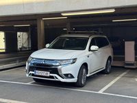 Gebraucht Mitsubishi Outlander P-HEV 224 PS (164 kW) 2019 Weiß SUV
