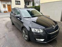 gebraucht Skoda Octavia Octavia Combi 2,0 Elegance TDI Green tec Elegance