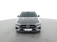 Gebraucht Mercedes A180 Progressive 116 PS (85 kW) 2023 Mountaingrau metallic Limousine