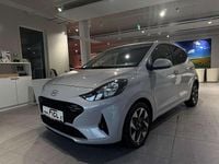 Neu Hyundai i10 GO! 63 PS (46 kW) 2025 Silber Kleinwagen