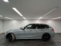 Gebraucht BMW 330e M Sport 292 PS (214 kW) 2025 Grau Kombi