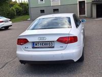 Gebraucht Audi A4 136 PS (100 kW) 2010 Weiß Limousine