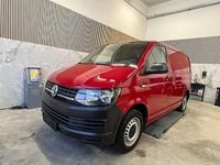 Gebraucht VW T6 102 PS (75 kW) 2018 Rot Van