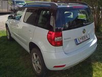 gebraucht Skoda Yeti Yeti20 TDI SCR Style Style