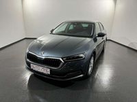 gebraucht Skoda Octavia 20 TDI First Edition DSG *ACC*LED*ALU*NAVI*AHK*