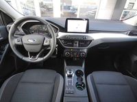 gebraucht Ford Focus 20 EcoBlue SCR Cool & Connect Aut. LED Abstan...