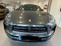 Gebraucht Porsche Macan 265 PS (194 kW) 2023 Grau SUV