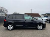 Gebraucht VW Touran Comfortline 150 PS (110 kW) 2019 Schwarz Van / Kleinbus