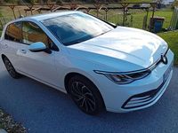 Gebraucht VW Golf VIII 110 PS (80 kW) 2024 Weiß Limousine