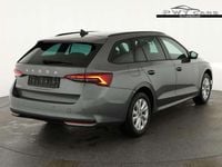 Neu Skoda Octavia Selection 150 PS (110 kW) 2025 Grau Kombi