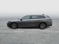 Gebraucht VW Passat Elegance 150 PS (110 kW) 2025 Grau Kombi