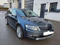 Gebraucht Skoda Octavia 184 PS (135 kW) 2015 Grau Kleinwagen