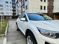 Gebraucht Kia Stonic Gold 99 PS (72 kW) 2018 Weiß SUV