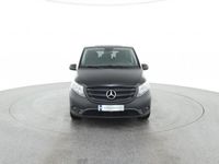 Gebraucht Mercedes Vito 163 PS (119 kW) 2023 Obsidianschwarz meta Van