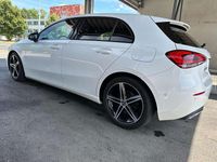 Gebraucht Mercedes A180 116 PS (85 kW) 2018 Weiß Limousine