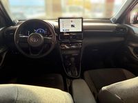 Neu Toyota Yaris Cross Active 98 PS (72 kW) 2026 Silber SUV