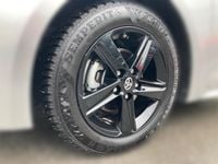 gebraucht Toyota Corolla Kombi 1,8 Hybrid Active Drive Kombi