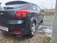 Gebraucht Kia ProCeed Active 90 PS (66 kW) 2011 Grau Limousine