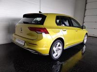 Gebraucht VW Golf VIII Pro 150 PS (110 kW) 2021 Limonengelbmet. Limousine