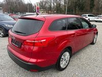Gebraucht Ford Focus 95 PS (69 kW) 2016 Rot Kombi