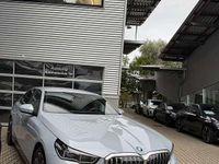 Gebraucht BMW 520 M Sport 208 PS (152 kW) 2024 Grau Limousine