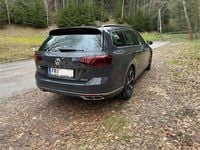 gebraucht VW Passat Variant 2,0 SCR TDI 4Motion DSG R-line