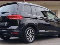 Gebraucht VW Touran Comfortline 116 PS (85 kW) 2018 Grau Van / Kleinbus