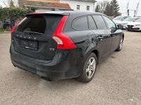 gebraucht Volvo V60 D3 Kinetic Geartronic
