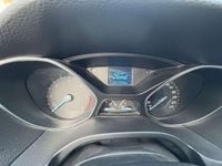 Gebraucht Ford Focus 116 PS (85 kW) 2014 Schwarz Limousine