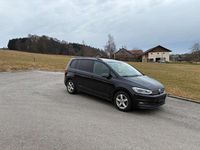 Gebraucht VW Touran Comfortline 116 PS (85 kW) 2019 Schwarz Van / Kleinbus