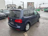 Gebraucht VW Touran Comfortline 140 PS (102 kW) 2012 Blau Van / Kleinbus