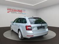 gebraucht Skoda Octavia Kombi 1.6TDI LED''LEDER''NAVI''ALU''SH''KLIMAAU