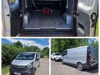 Gebraucht Opel Vivaro S 125 PS (91 kW) 2018 Silber Van / Kleinbus