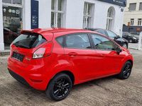 Gebraucht Ford Fiesta Trend 60 PS (44 kW) 2013 Rot Kleinwagen