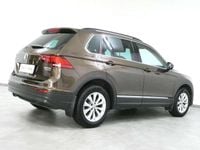 gebraucht VW Tiguan DSG CL 4Motion App Front/LightAssist Shz Gra Pdc
